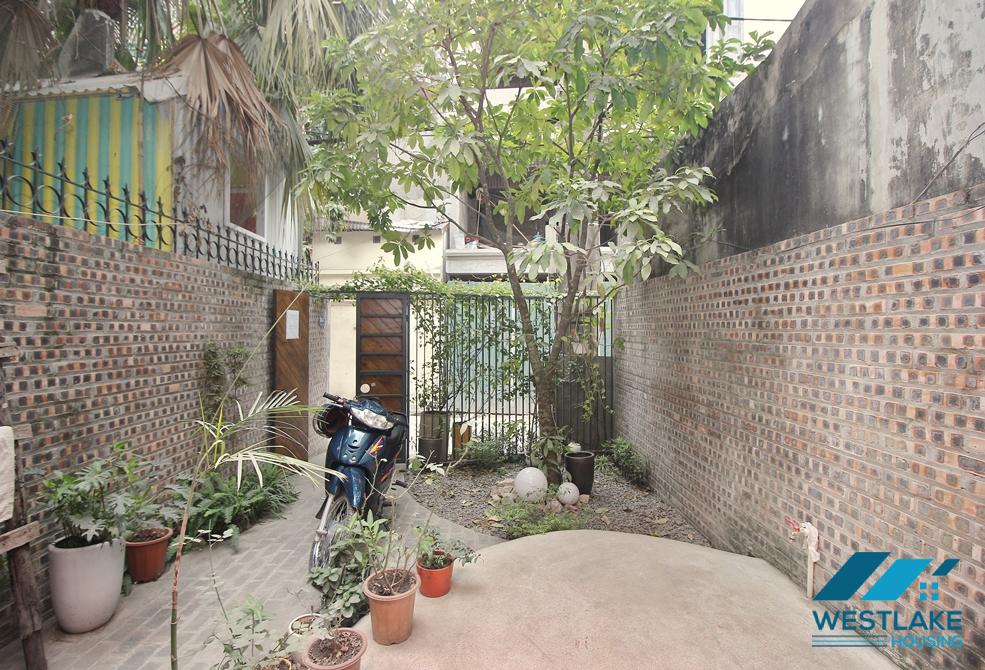 One bedroom house with garden for rent in Tay Ho, Ha Noi