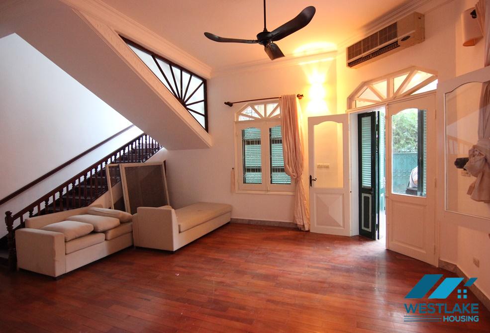 Beautiful house with 3 bedrooms for rent in Tay Ho, Ha Noi