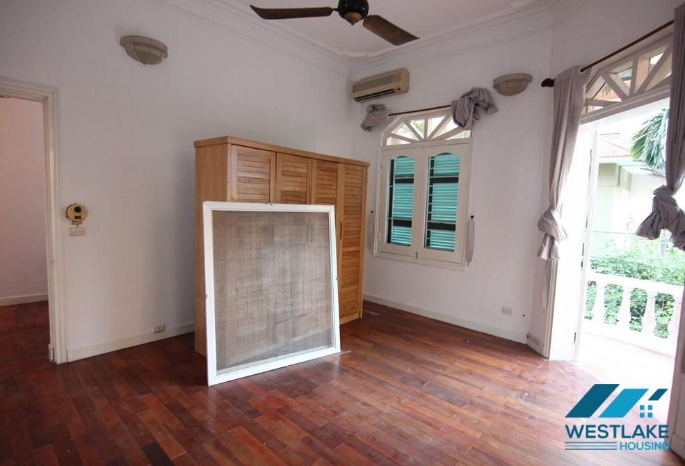 Beautiful house with 3 bedrooms for rent in Tay Ho, Ha Noi