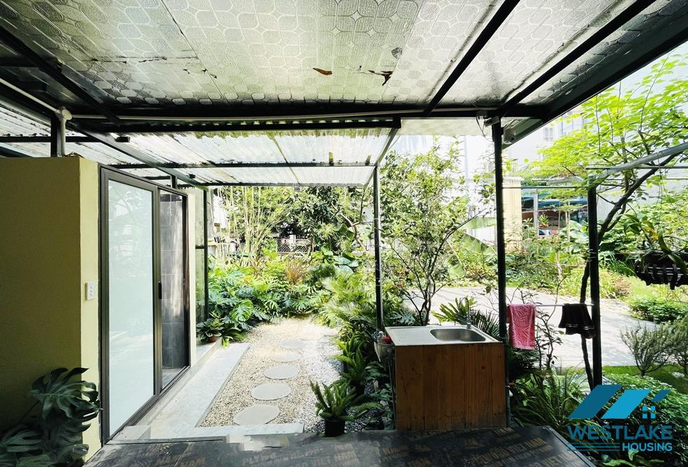 Garden house 4 bedroom for rent in Vong Thi st , Tay Ho, Ha Noi