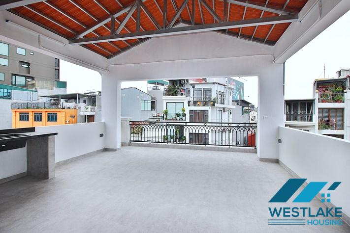 Cho Thuê Nhà Mới Được Cải Tạo Lại Để Làm Văn Phòng Hoặc Nhà Hàng Tại Tây Hồ, Hà Nội. Cho Thuê Nhà Mới Được Cải Tạo Lại Để Làm Văn Phòng Hoặc Nhà Hàng Tại Tây Hồ, Hà Nội.