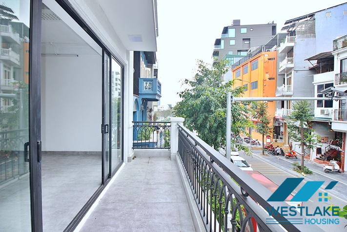 Cho Thuê Nhà Mới Được Cải Tạo Lại Để Làm Văn Phòng Hoặc Nhà Hàng Tại Tây Hồ, Hà Nội. Cho Thuê Nhà Mới Được Cải Tạo Lại Để Làm Văn Phòng Hoặc Nhà Hàng Tại Tây Hồ, Hà Nội.