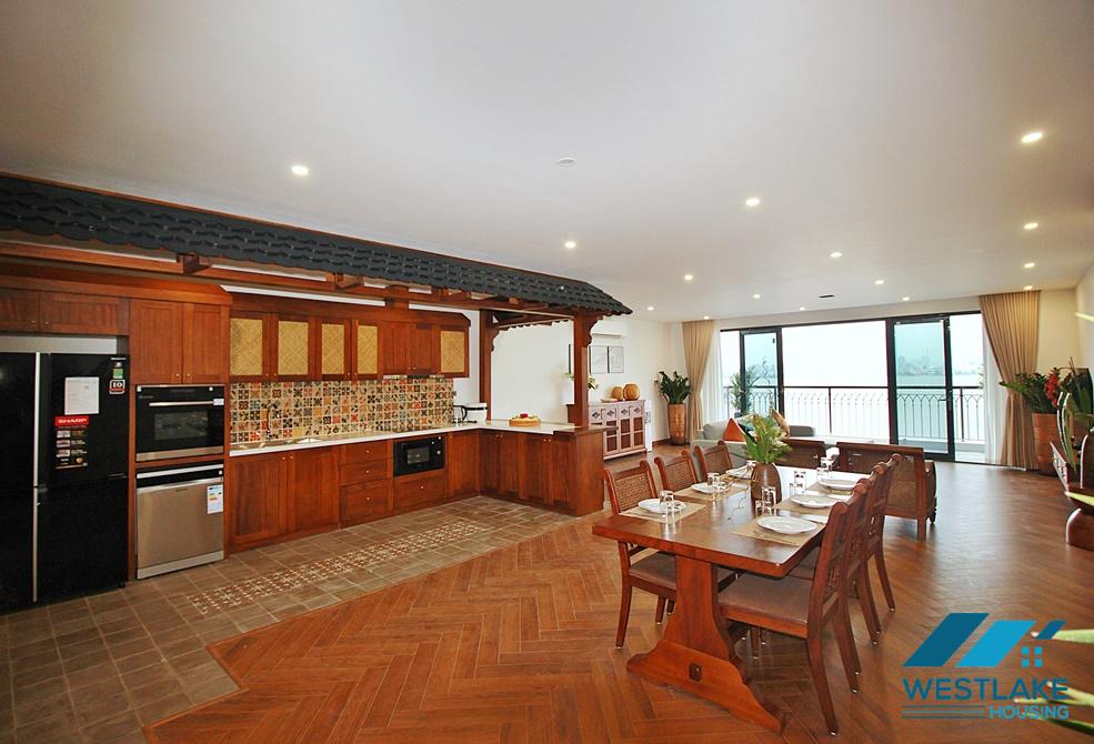 A brand new lake view 3 bedroom apartment for rent in Xuan Dieu, Tay Ho, Ha Noi