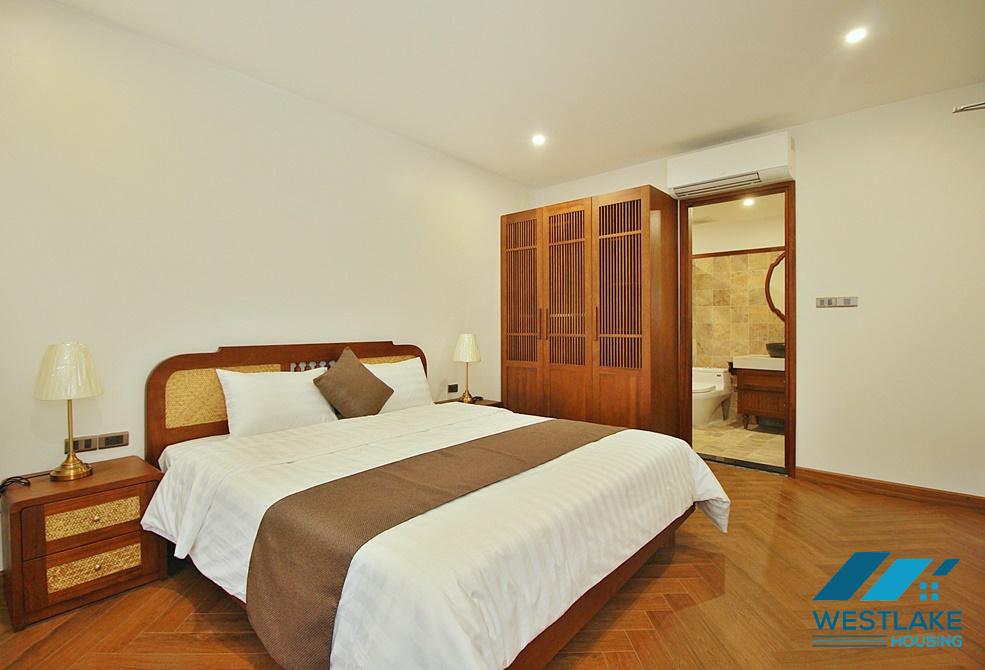 A brand new lake view 3 bedroom apartment for rent in Xuan Dieu, Tay Ho, Ha Noi