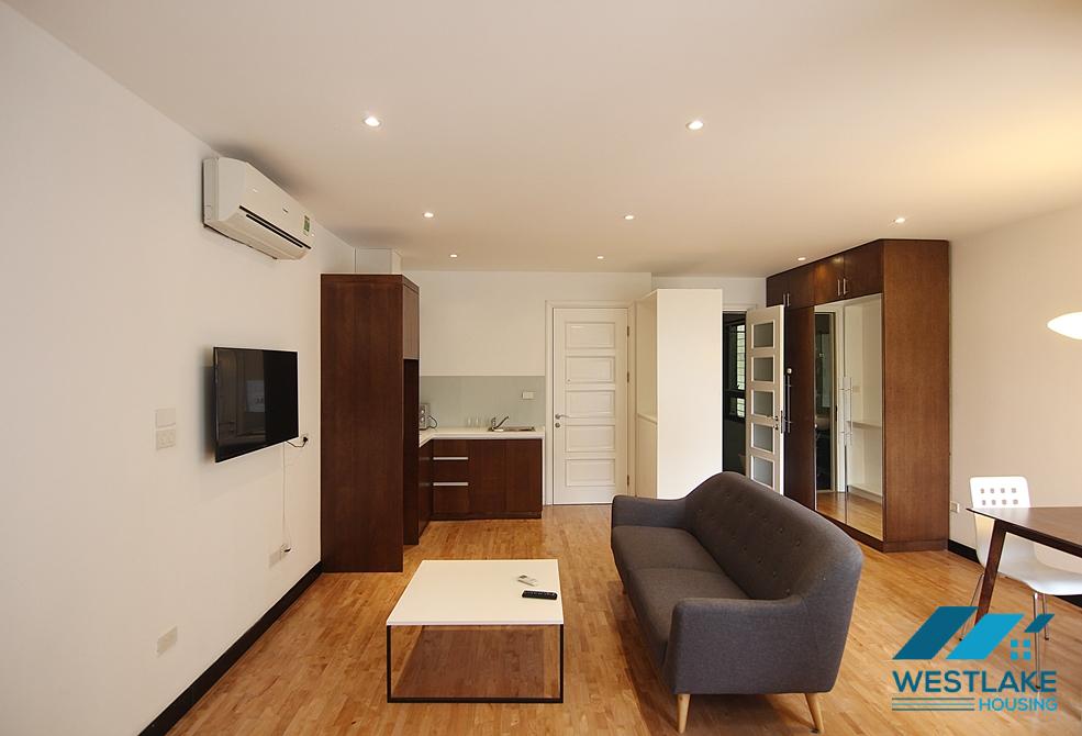 Modern and quiet apartment for rent in Tay Ho ward, Ha Noi