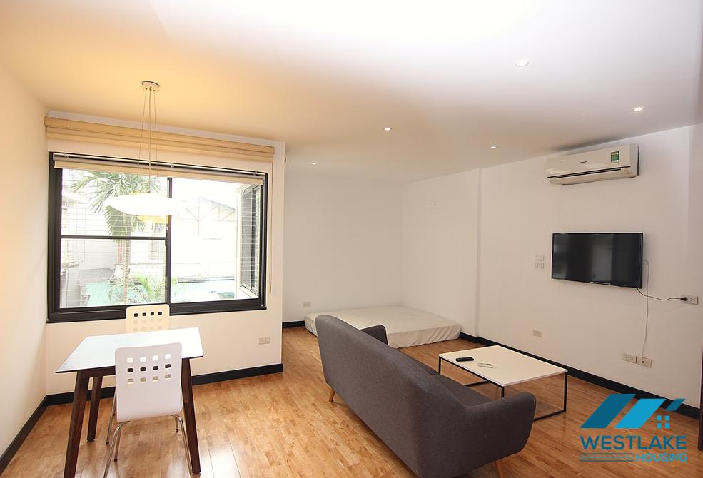 Modern and quiet apartment for rent in Tay Ho ward, Ha Noi