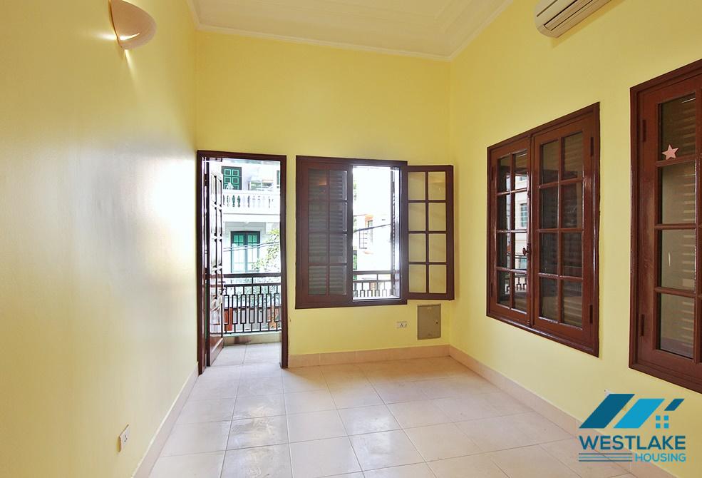 A spacious house with garage for rent in Tay Ho, Ha Noi