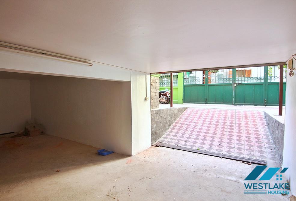 A spacious house with garage for rent in Tay Ho, Ha Noi