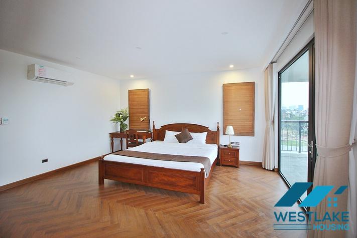 Cho Thuê Căn Hộ 3 Phòng Ngủ Ban Công Rộng View Hồ Thoáng Mát, Hoàn Toàn Mới Tại Xuân Diệu, Tây Hồ, Hà Nội. Cho Thuê Căn Hộ 3 Phòng Ngủ Ban Công Rộng View Hồ Thoáng Mát, Hoàn Toàn Mới Tại Xuân Diệu, Tây Hồ, Hà Nội.