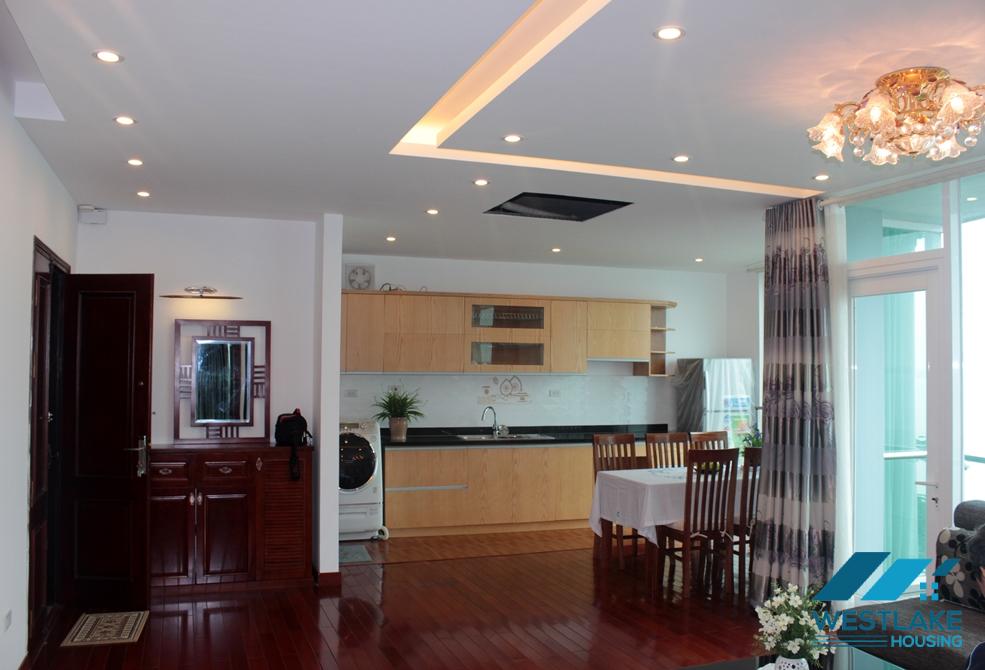 Nice lake view apartment for lease in Tay Ho ward, Hanoi