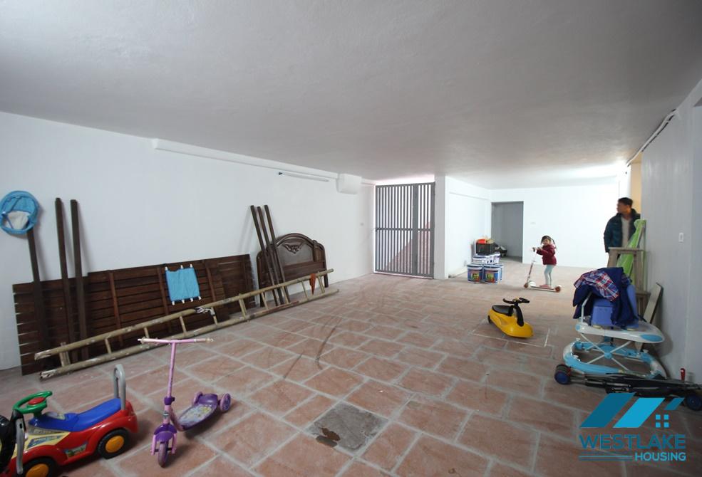 Ideal office space for rent in To Ngoc Van, Tay Ho Ideal office space for rent in To Ngoc Van, Tay Ho