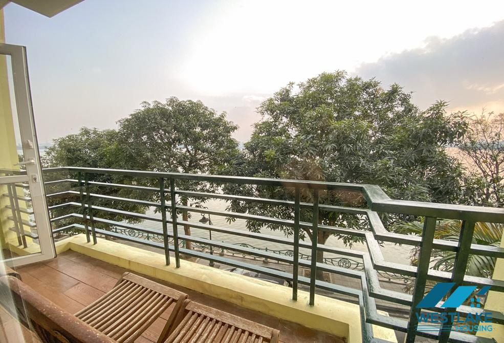Nice design 02 bedrooms apartment with lake view for rent in Tu Hoa, Tay Ho, Ha Noi
