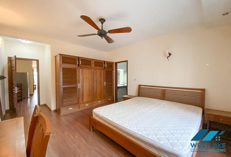 Nice design 02 bedrooms apartment with lake view for rent in Tu Hoa, Tay Ho, Ha Noi