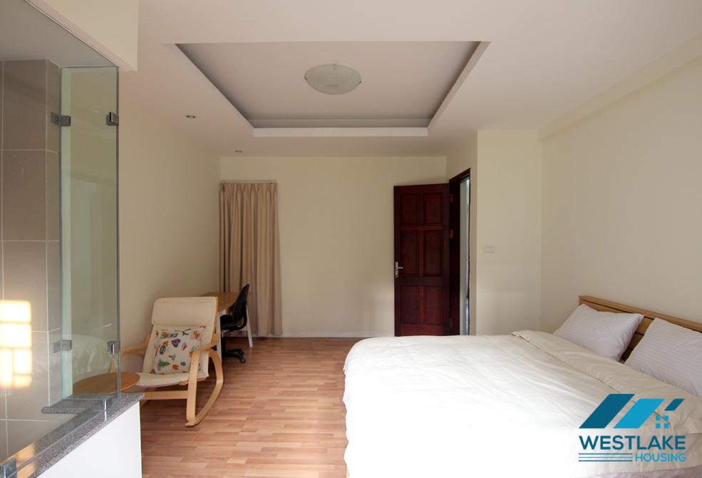 A nice 5 bedroom house by the West Lake side for rent in Tay Ho, Ha Noi