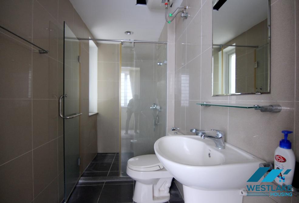 A nice 5 bedroom house by the West Lake side for rent in Tay Ho, Ha Noi