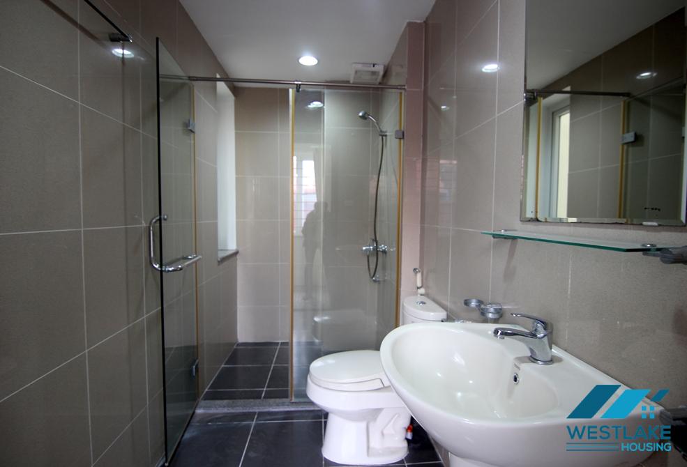 A nice 5 bedroom house by the West Lake side for rent in Tay Ho, Ha Noi