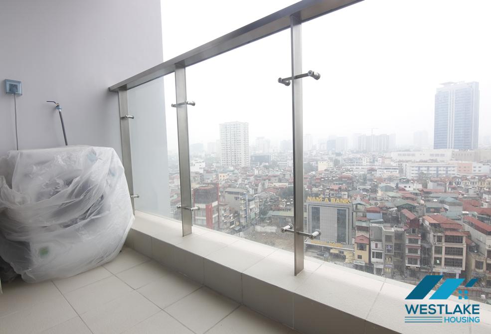 A bright and new apartment for rent in Vinhome Metropolis, Lieu Giai st, Ba Dinh, Ha Noi