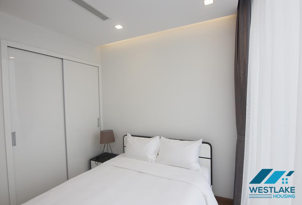 A bright and new apartment for rent in Vinhome Metropolis, Lieu Giai st, Ba Dinh, Ha Noi