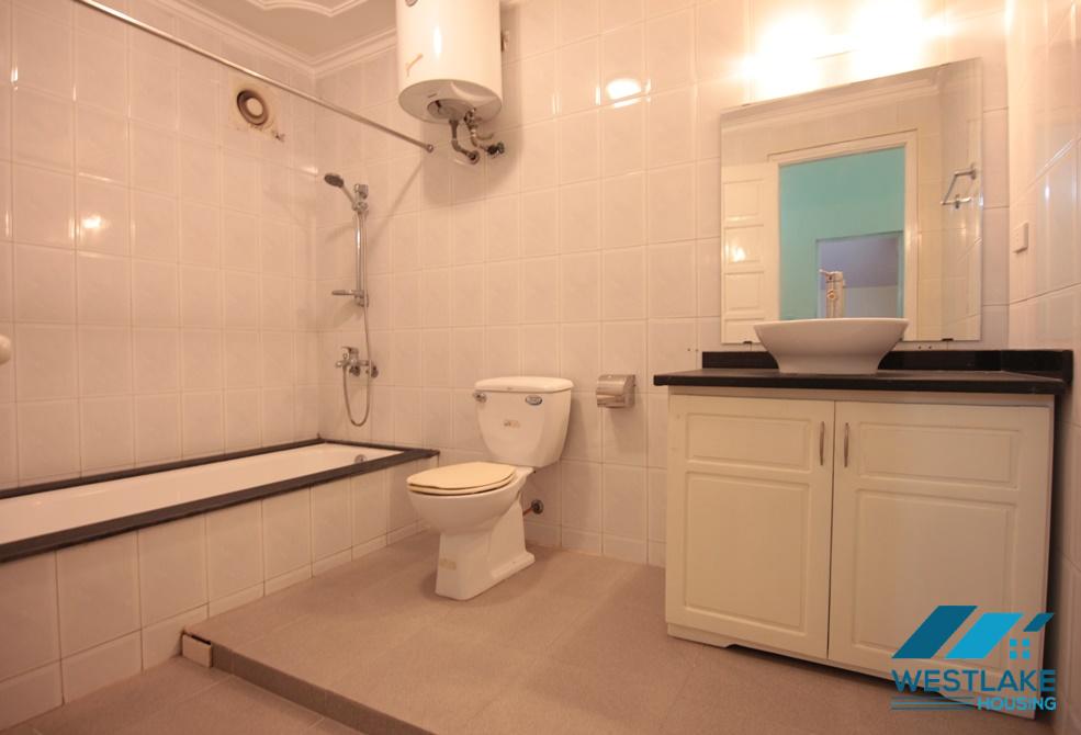 Lovely house with big yard for rent in Tay Ho, Ha Noi Lovely house with big yard for rent in Tay Ho, Ha Noi