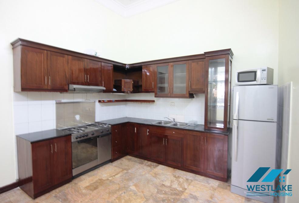 Lovely house with big yard for rent in Tay Ho, Ha Noi Lovely house with big yard for rent in Tay Ho, Ha Noi