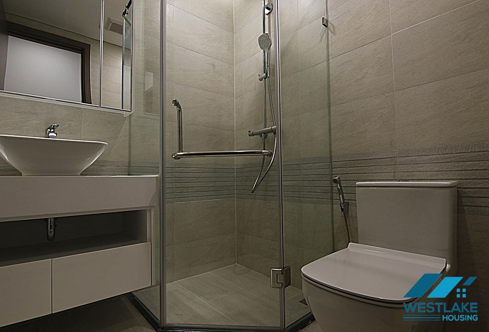 A delicate 2 bedroom apartment for rent in Vinhome Metropolis