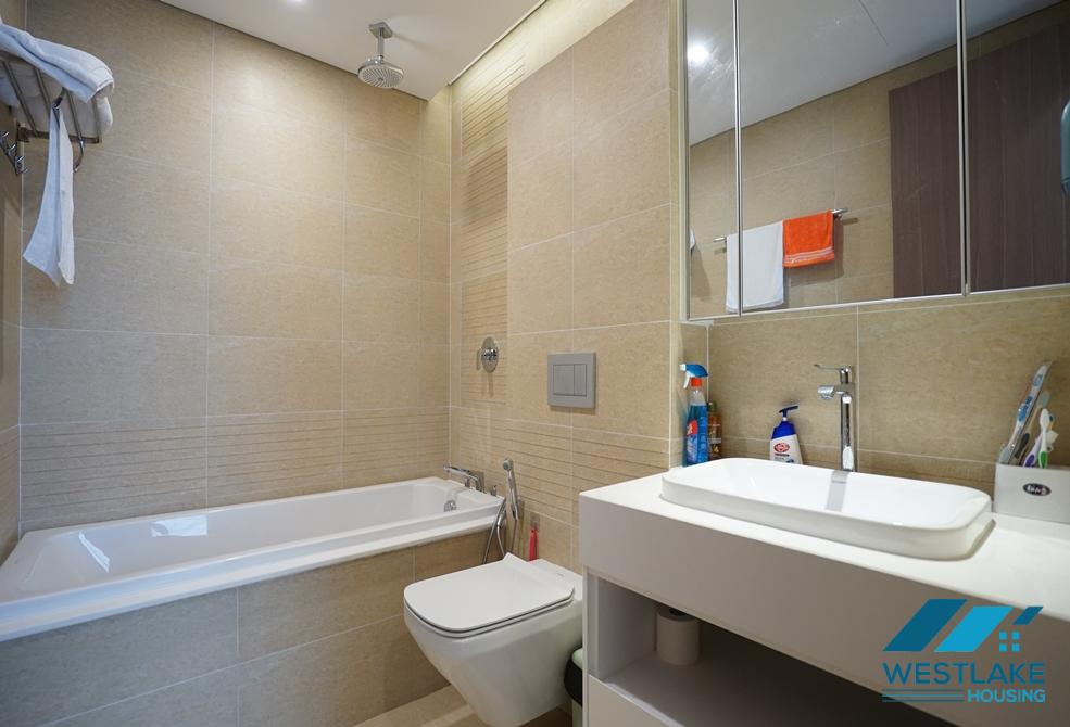 Beautiful 2 bedroom apartment for rent in Vinhome Metropolis