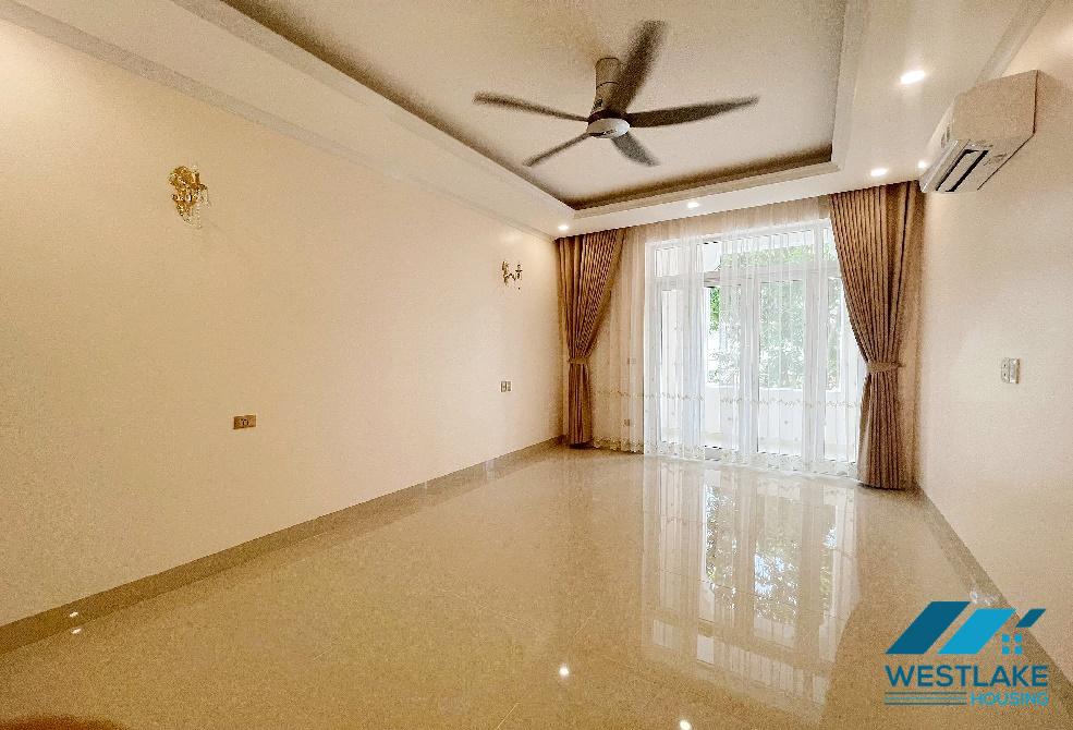 Biệt thự 4 phòng ngủ sang trọng tại Ciputra, Tây Hồ Biệt thự 4 phòng ngủ sang trọng tại Ciputra, Tây Hồ