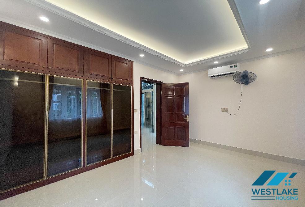 Biệt thự 4 phòng ngủ sang trọng tại Ciputra, Tây Hồ Biệt thự 4 phòng ngủ sang trọng tại Ciputra, Tây Hồ