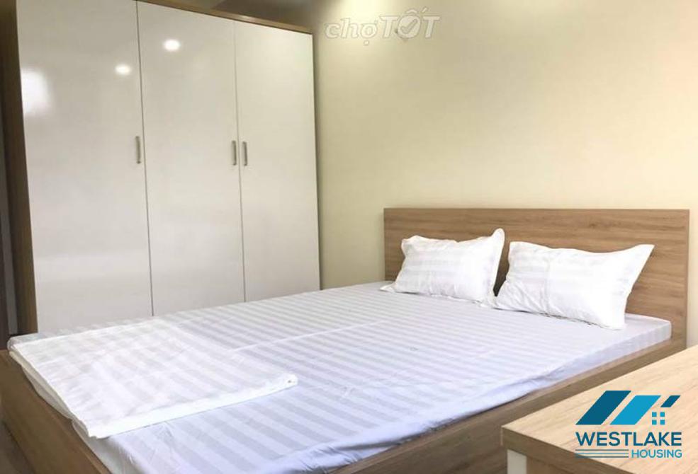 Good quality 2 bedrooms apartment for rent in Metropolis Lieu Giai, Ba Dinh