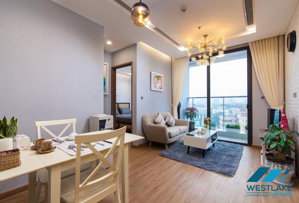 A gorgeous 1 bedroom apartment for rent in Vinhome Metropolis, Ba Dinh