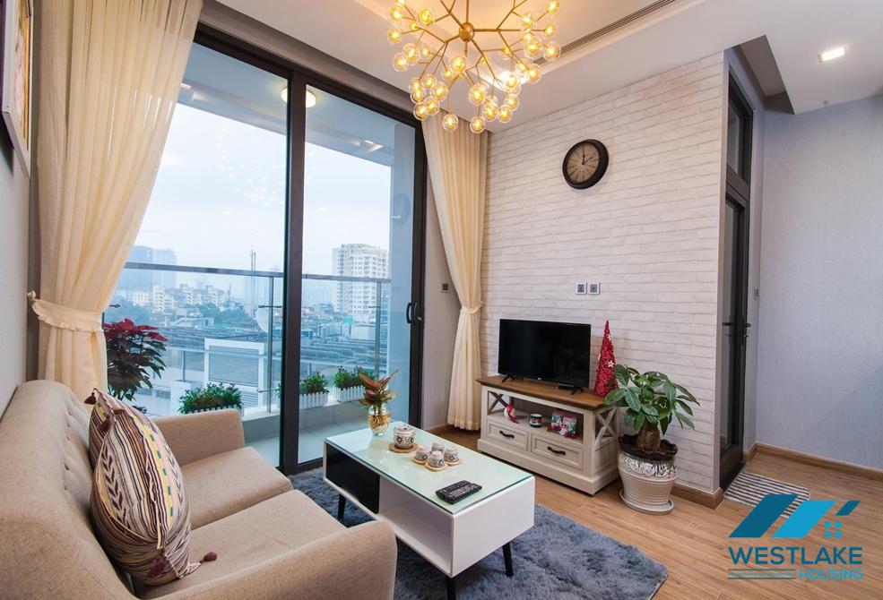 A gorgeous 1 bedroom apartment for rent in Vinhome Metropolis, Ba Dinh