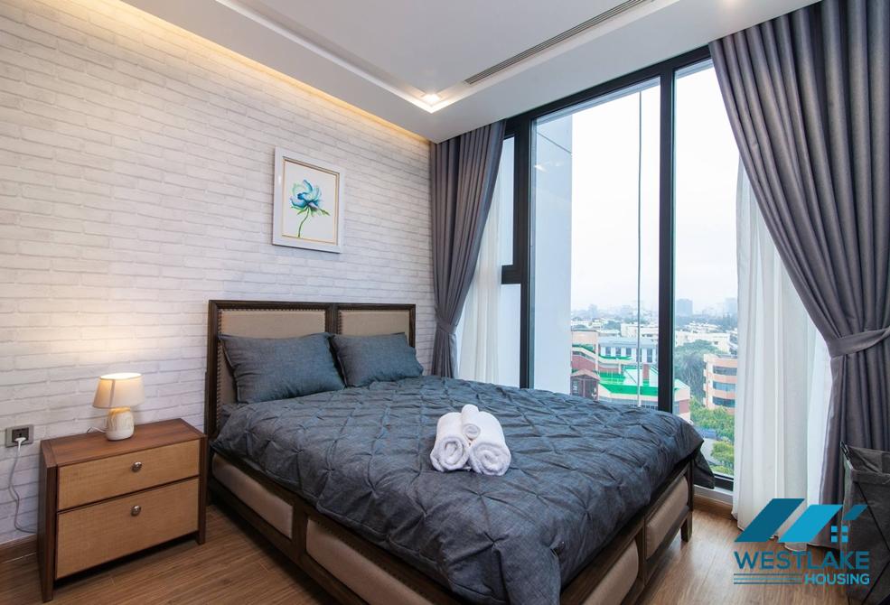 A gorgeous 1 bedroom apartment for rent in Vinhome Metropolis, Ba Dinh