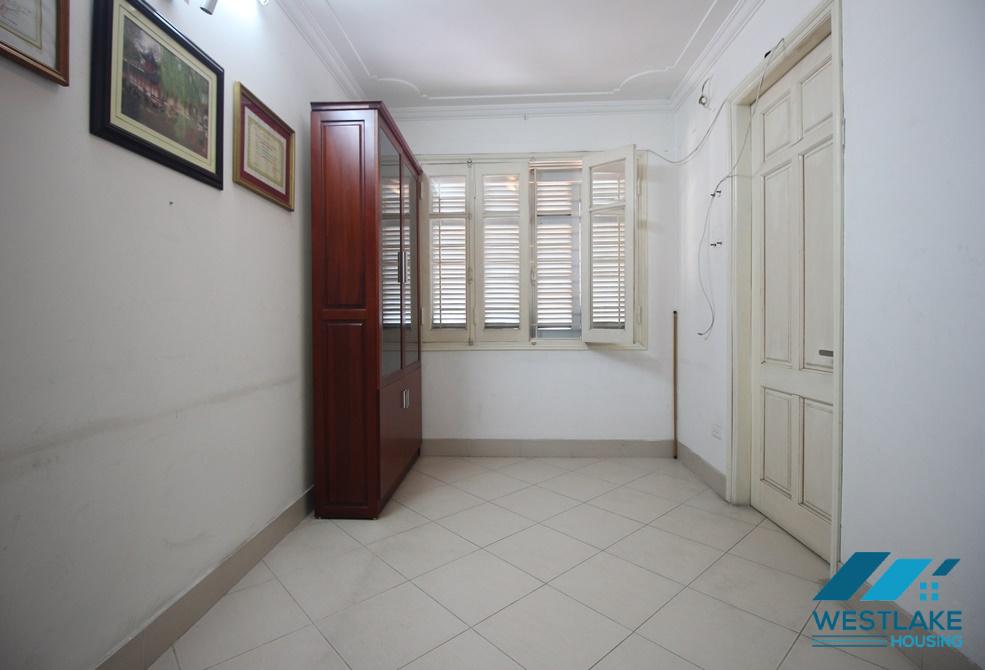 A comfortable house for lease in Tay Ho, Ha Noi A comfortable house for lease in Tay Ho, Ha Noi