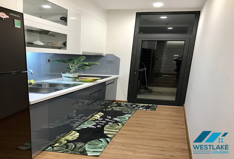 Elegant and modern 3-bedroom apartment in Vinhomes Metropolis Elegant and modern 3-bedroom apartment in Vinhomes Metropolis