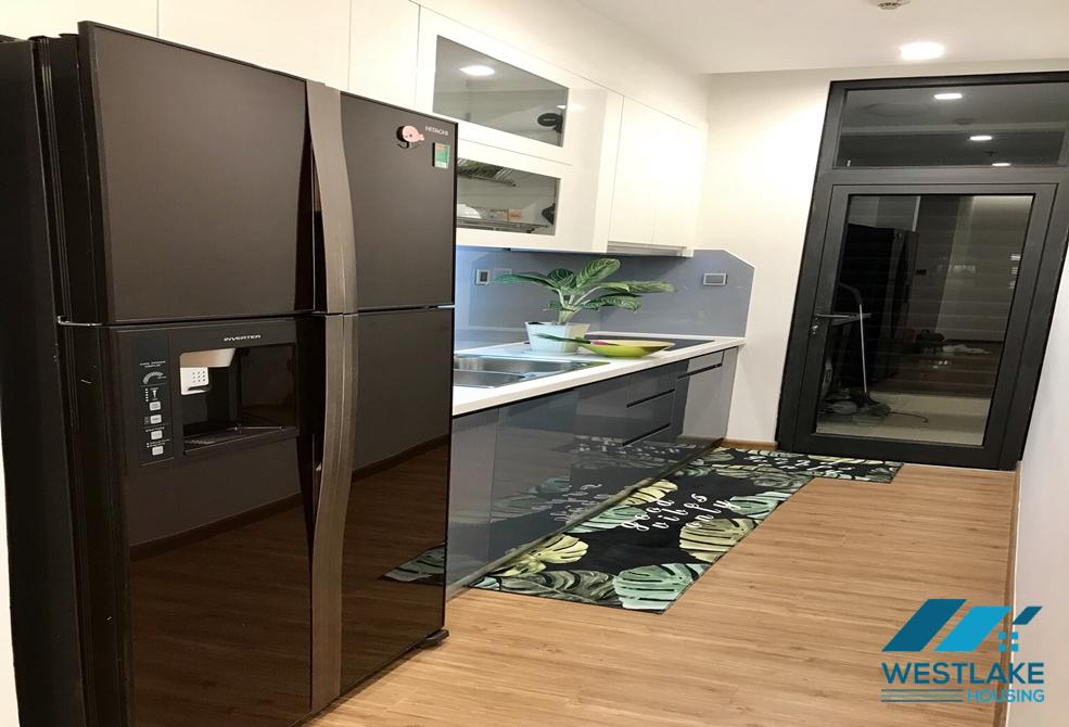 Elegant and modern 3-bedroom apartment in Vinhomes Metropolis Elegant and modern 3-bedroom apartment in Vinhomes Metropolis