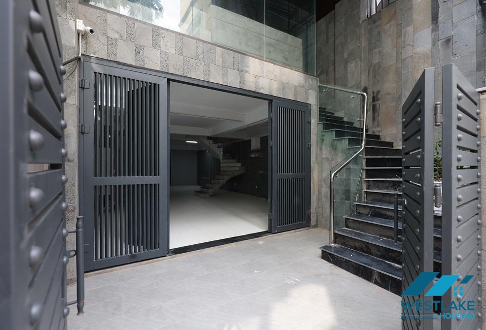 Bright studio apartment for rent in Trinh Cong Son area, Tay Ho, Ha Noi Bright studio apartment for rent in Trinh Cong Son area, Tay Ho, Ha Noi