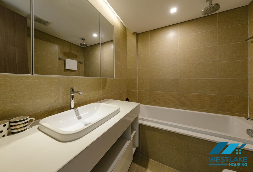 A stylish 2 bedroom apartment for rent in Vinhomes Metropolis, Ba Dinh, Ha Noi