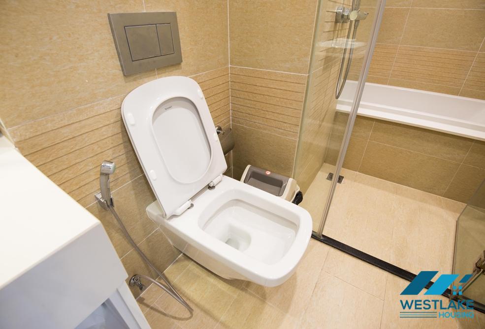 Beautiful bright 2-bedroom apartment in Vinhomes Metropolis, Ba Dinh Beautiful bright 2-bedroom apartment in Vinhomes Metropolis, Ba Dinh