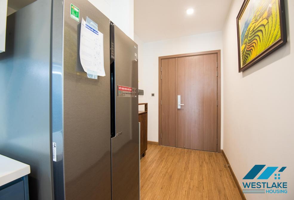 Beautiful bright 2-bedroom apartment in Vinhomes Metropolis, Ba Dinh Beautiful bright 2-bedroom apartment in Vinhomes Metropolis, Ba Dinh