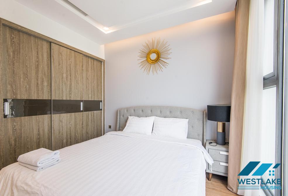 Beautiful bright 2-bedroom apartment in Vinhomes Metropolis, Ba Dinh Beautiful bright 2-bedroom apartment in Vinhomes Metropolis, Ba Dinh