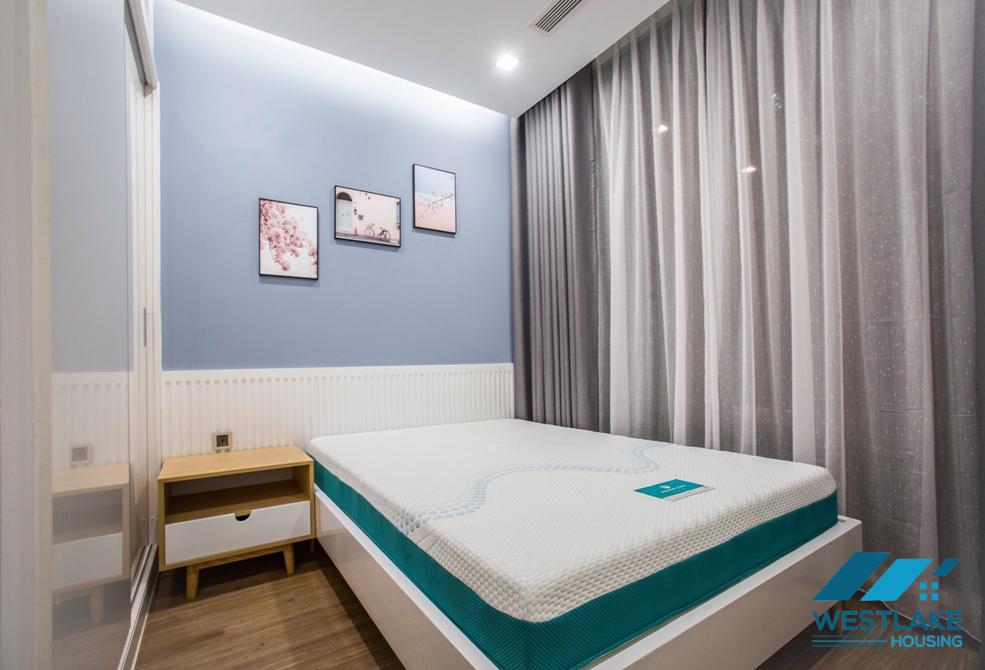 A delightful 2 bedroom apartment for rent in Vinhomes Metropolis, Lieu Giai, Ba Dinh