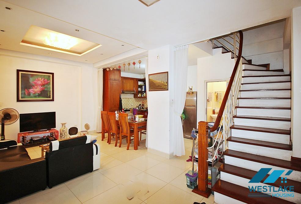 Good quality house with 3 bedroom for rent in Tay Ho, Ha Noi