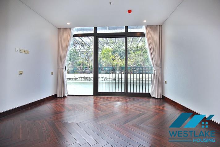 Căn Hộ 4 Phòng Ngủ Mới Đẹp Thoáng Sáng, Ban Công Rộng View Hồ Cho Thuê Tại Từ Hòa, Tây Hồ, Hà Nội Căn Hộ 4 Phòng Ngủ Mới Đẹp Thoáng Sáng, Ban Công Rộng View Hồ Cho Thuê Tại Từ Hòa, Tây Hồ, Hà Nội