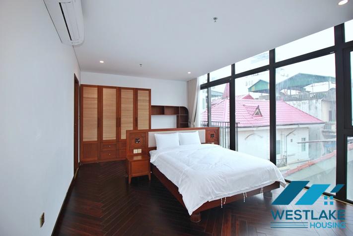Beautiful, spacious 4-bedroom apartment with a large balcony and lake view for rent in Tu Hoa, Tay Ho, Hanoi.