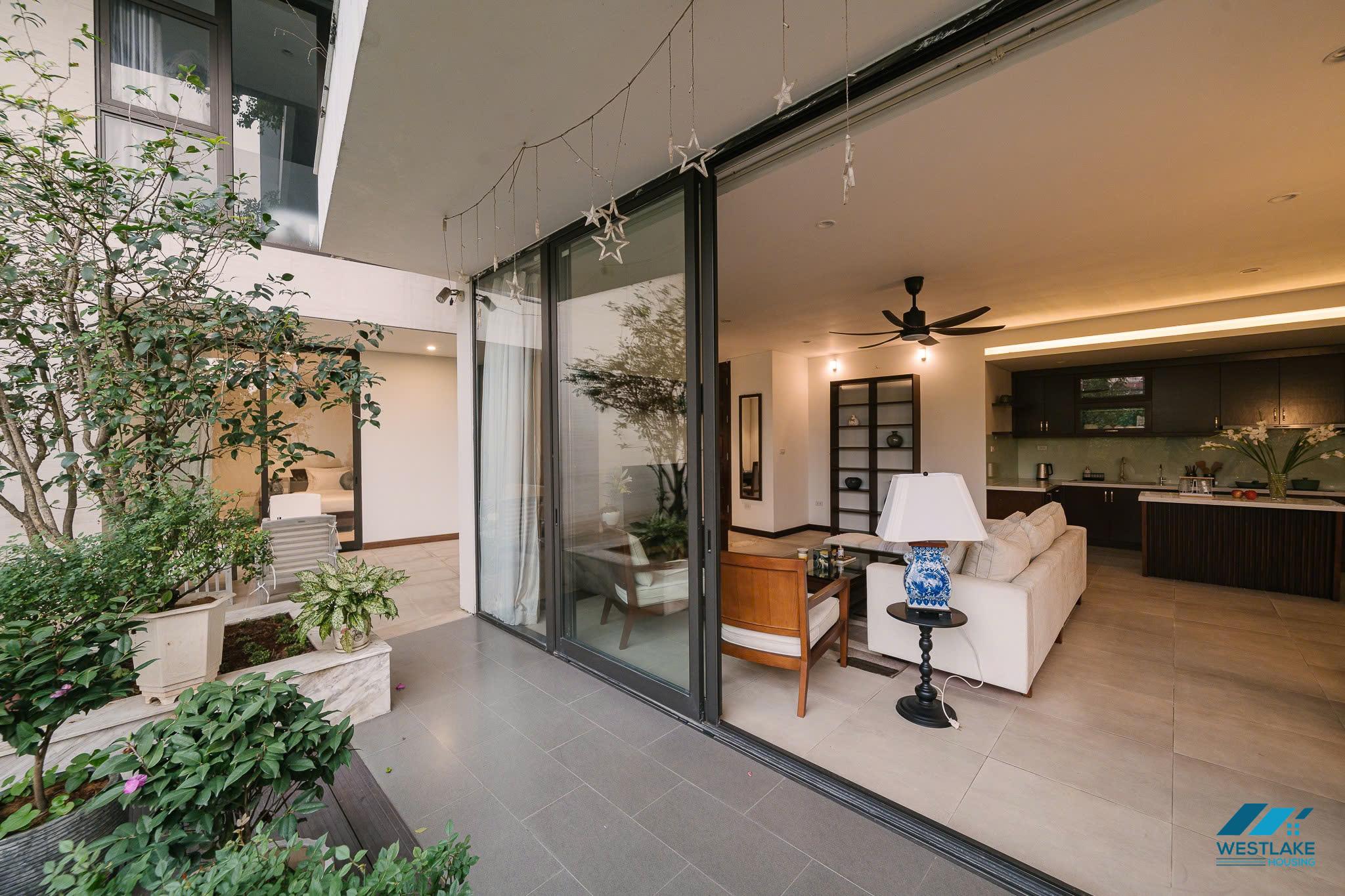 A beautiful 02 bedrooms apartment with lake view and large balcony for rent in Tay Ho, Ha Noi A beautiful 02 bedrooms apartment with lake view and large balcony for rent in Tay Ho, Ha Noi