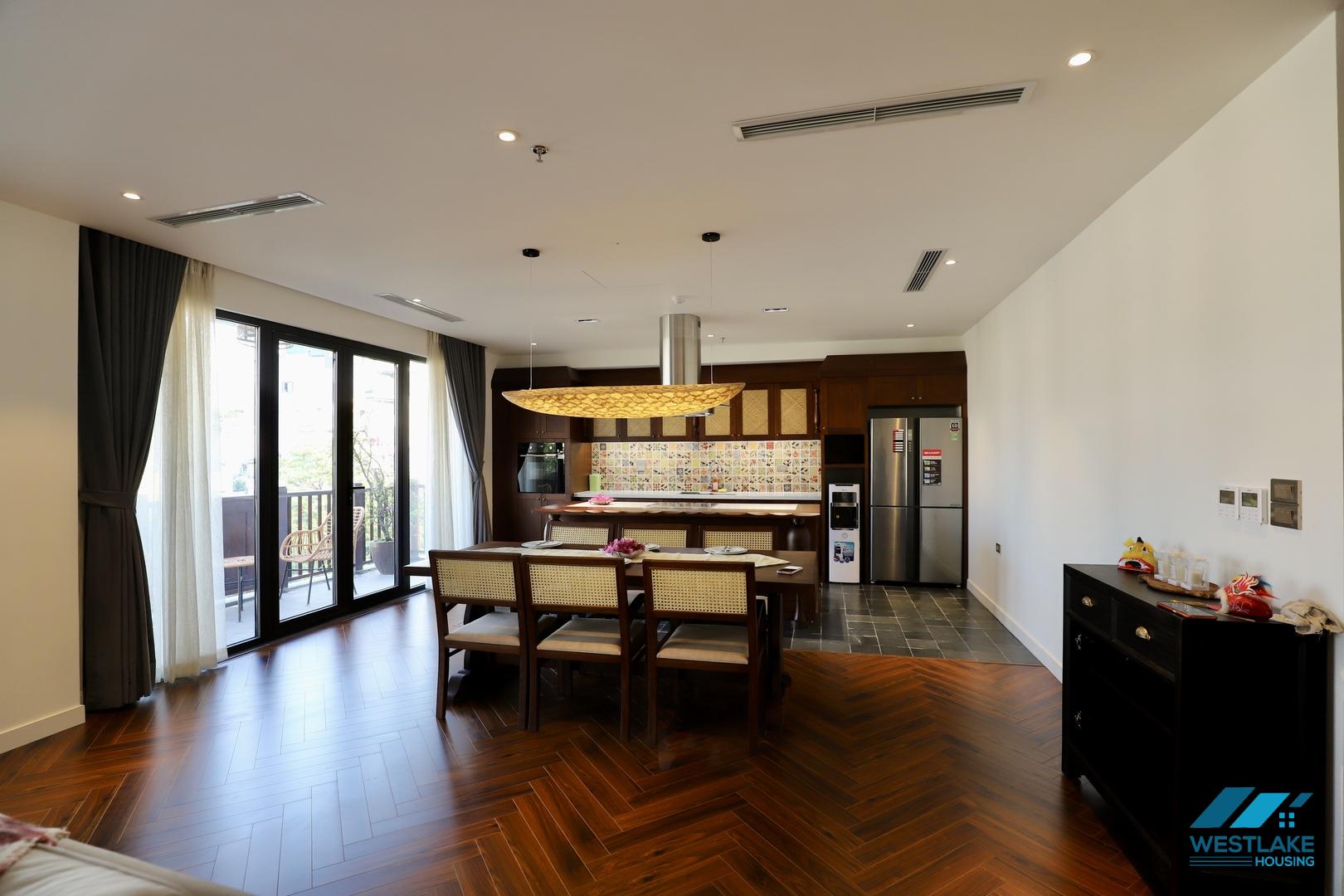 Good quality and lake view, three bedrooms apartment for rent in Truc Bach area, Ha Noi Good quality and lake view, three bedrooms apartment for rent in Truc Bach area, Ha Noi