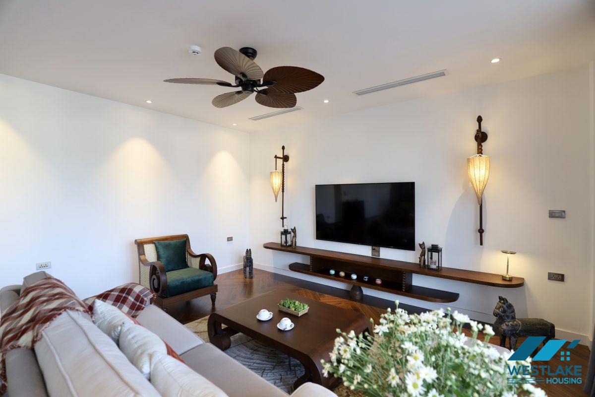 Good quality and lake view, three bedrooms apartment for rent in Truc Bach area, Ha Noi Good quality and lake view, three bedrooms apartment for rent in Truc Bach area, Ha Noi