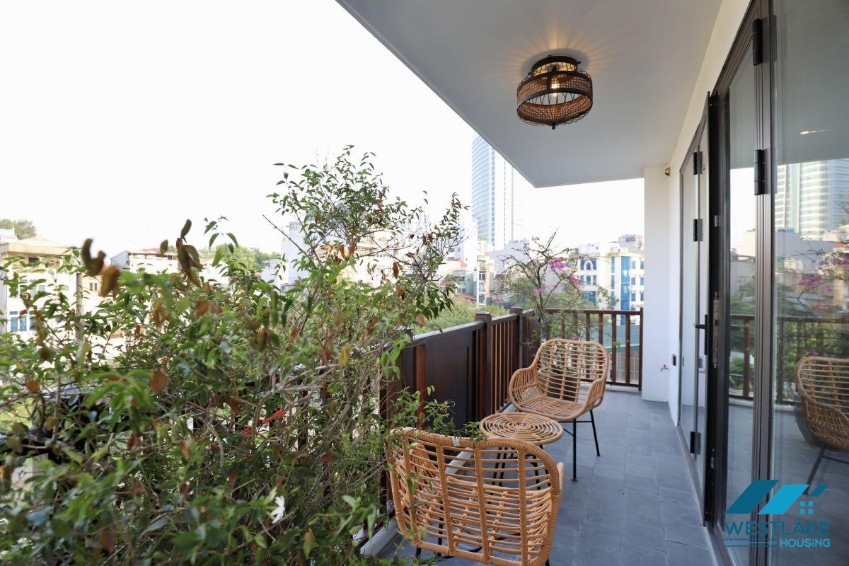 Good quality and lake view, three bedrooms apartment for rent in Truc Bach area, Ha Noi Good quality and lake view, three bedrooms apartment for rent in Truc Bach area, Ha Noi
