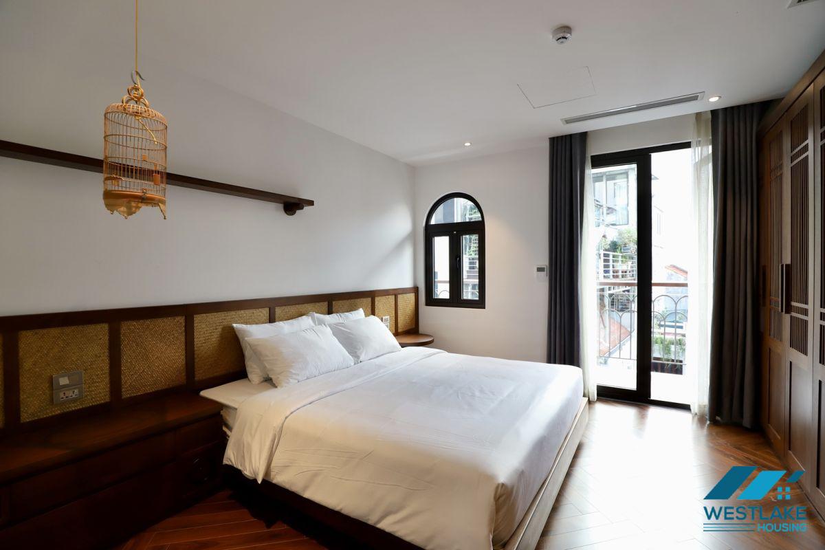 Good quality and lake view, three bedrooms apartment for rent in Truc Bach area, Ha Noi Good quality and lake view, three bedrooms apartment for rent in Truc Bach area, Ha Noi