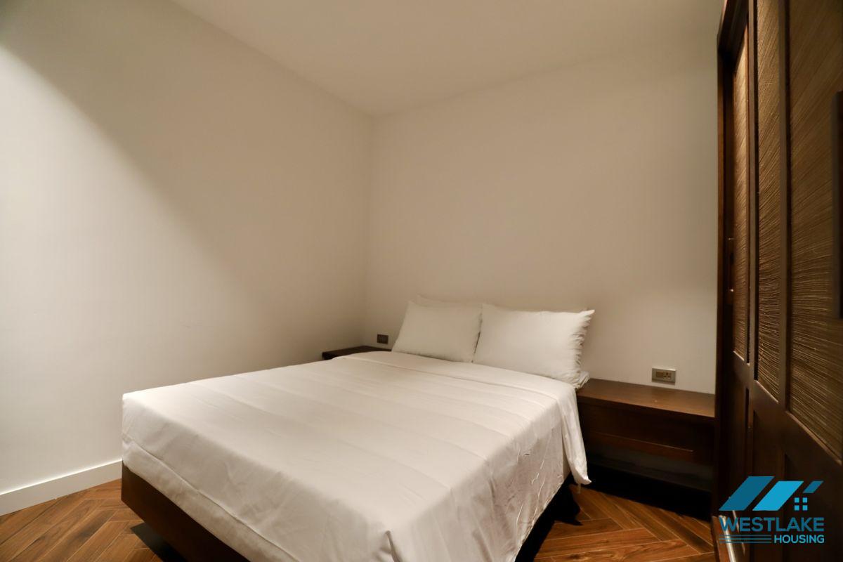 Good quality and lake view, three bedrooms apartment for rent in Truc Bach area, Ha Noi Good quality and lake view, three bedrooms apartment for rent in Truc Bach area, Ha Noi